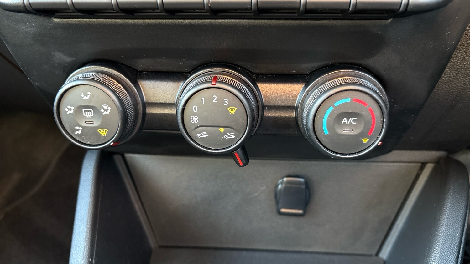 Used Dacia Duster 2019 for sale - 78025235: Photo 34