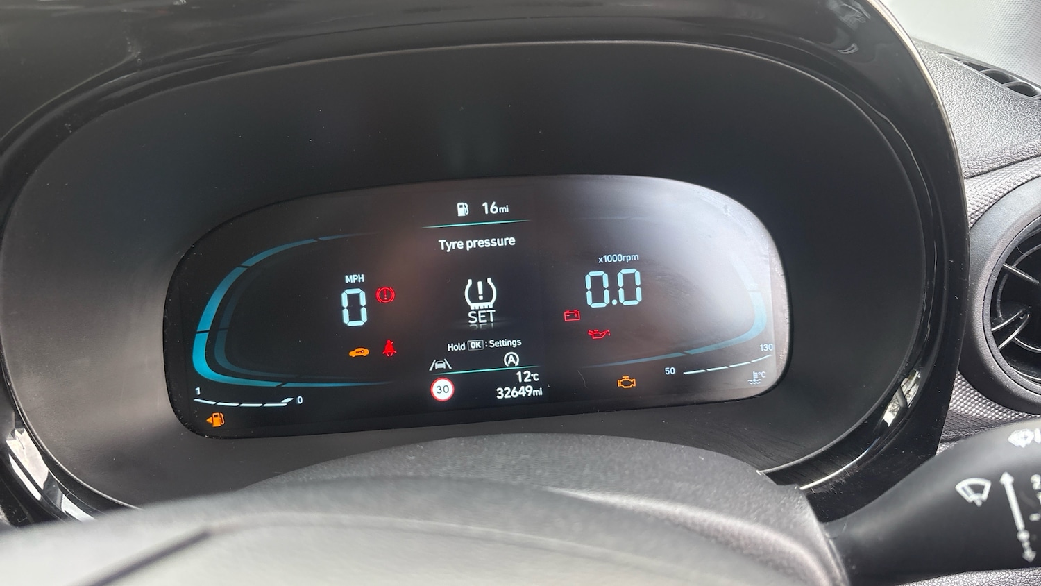 Used Hyundai i10 2023 for sale - 77759135: Photo 18