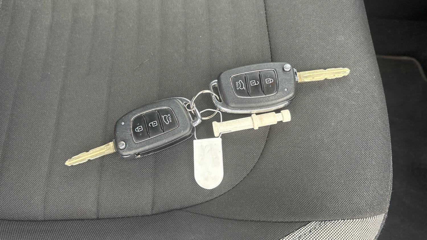 Used Hyundai i10 2023 for sale - 77759135: Photo 20