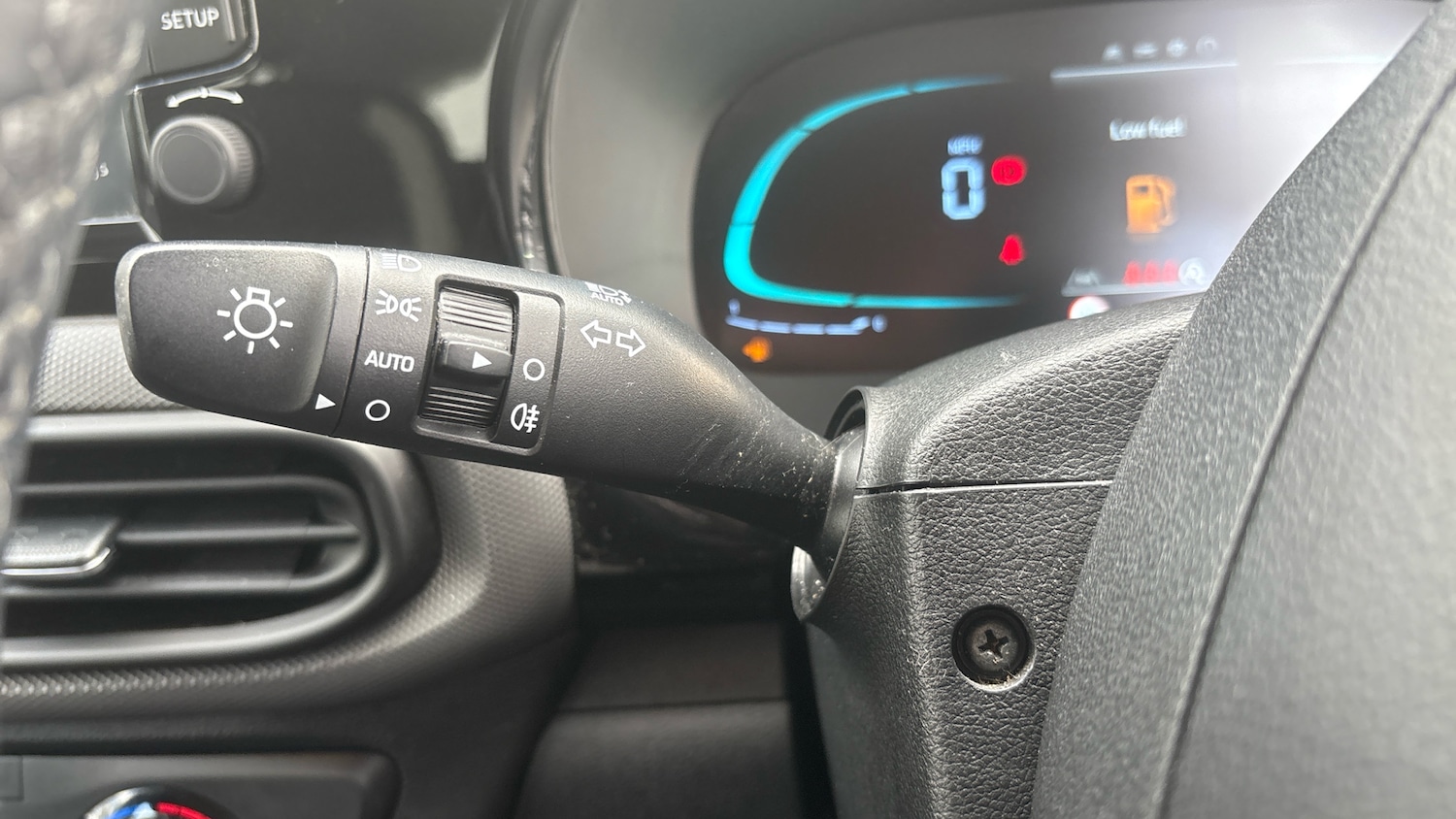 Used Hyundai i10 2023 for sale - 77759135: Photo 25