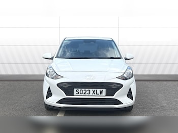 Used Hyundai i10 2023 for sale - 77759135: Photo