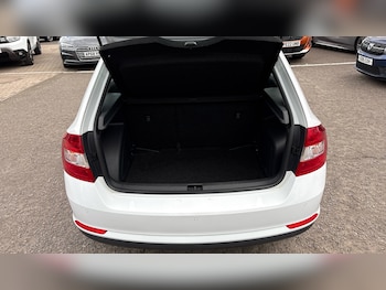 Used Skoda Rapid Spaceback 2017 for sale - 75918892: Photo
