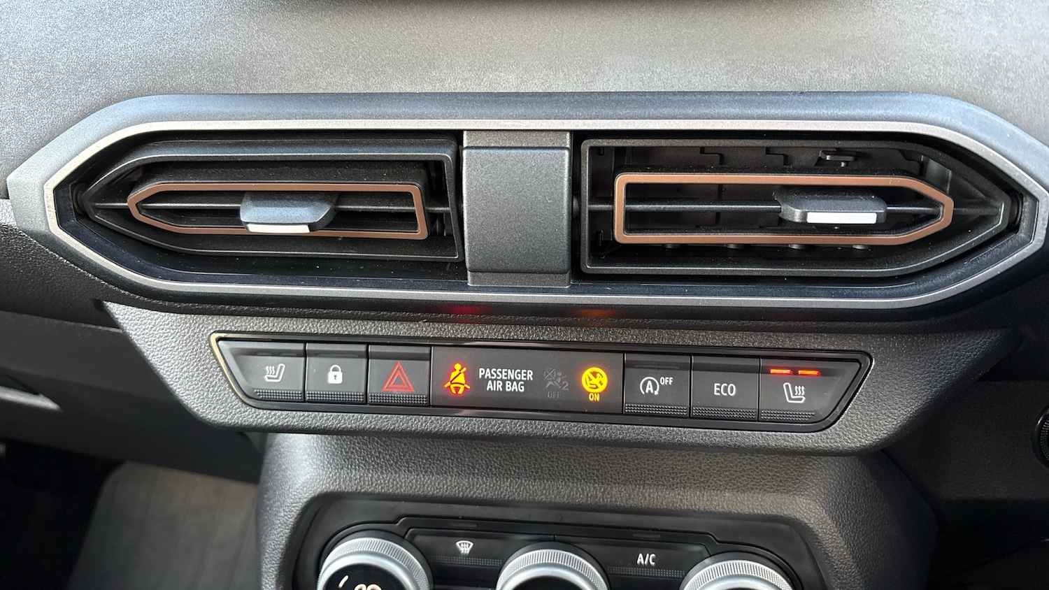 Used Dacia Jogger 2025 for sale - 77136834: Photo 35