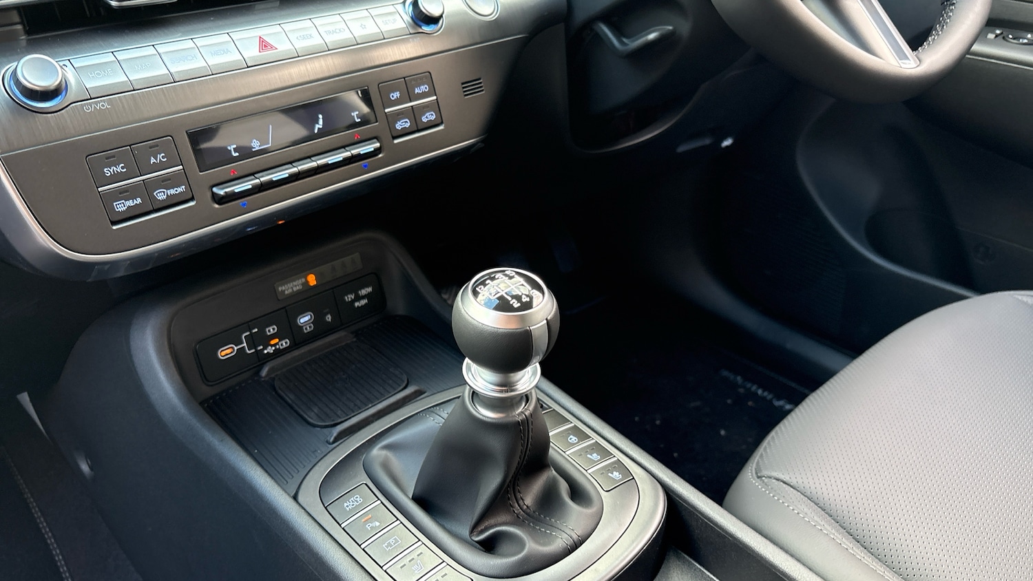 Used Hyundai KONA 2025 for sale - 76517562: Photo 11