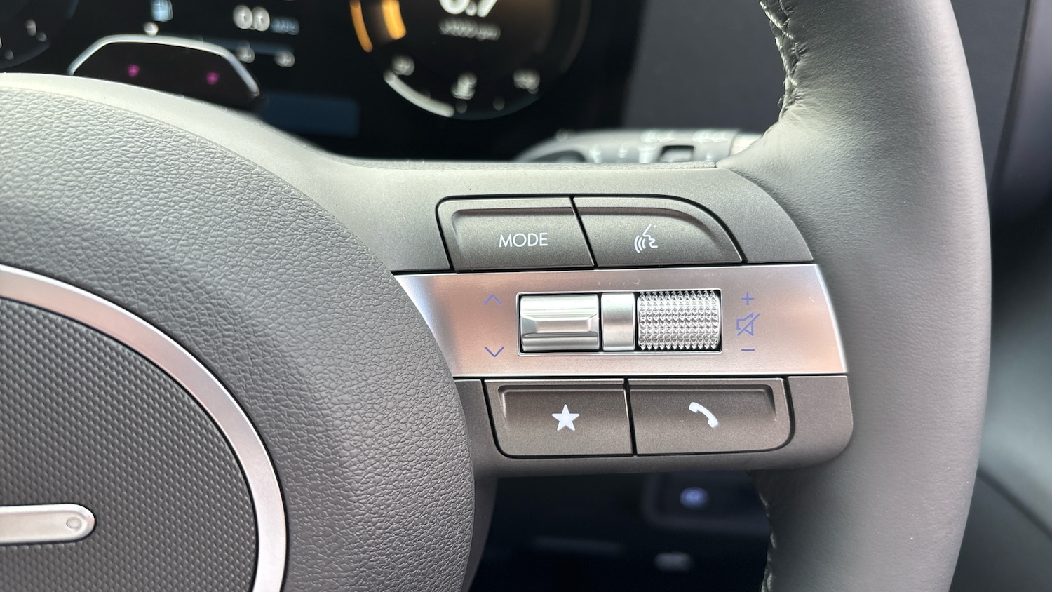 Used Hyundai KONA 2025 for sale - 76517562: Photo 23