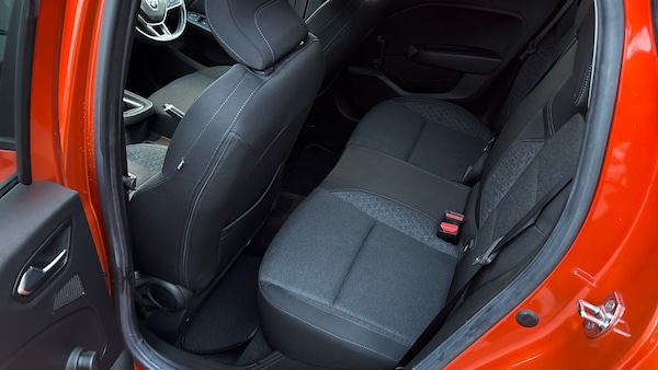 Used Renault Clio 2019 for sale - 76299243: Photo 16