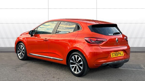 Used Renault Clio 2019 for sale - 76299243: Photo 2