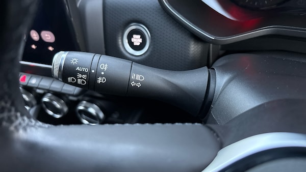 Used Renault Clio 2019 for sale - 76299243: Photo 41