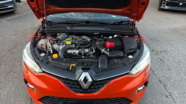 Used Renault Clio 2019 for sale - 76299243: Photo 8