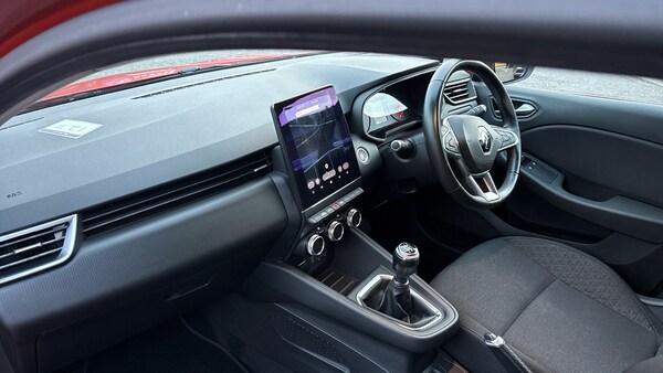 Used Renault Clio 2019 for sale - 76299243: Photo 9