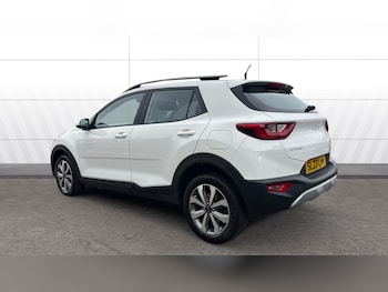 Used Kia Stonic 2023 for sale - 79080782: Photo