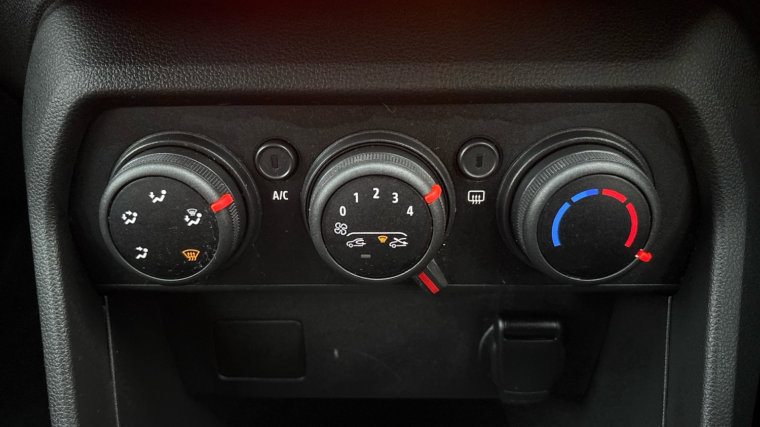 Used Dacia Sandero Stepway 2022 for sale - 76669091: Photo 24