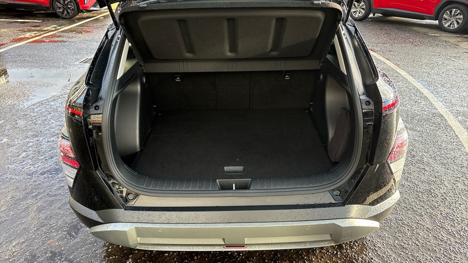 Used Hyundai KONA 2025 for sale - 76531322: Photo 4