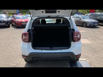 Used Dacia Duster 2023 for sale - 74937499: Photo