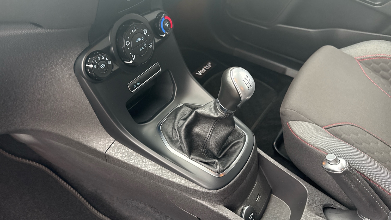 Used Ford Fiesta 2017 for sale - 77930511: Photo 13