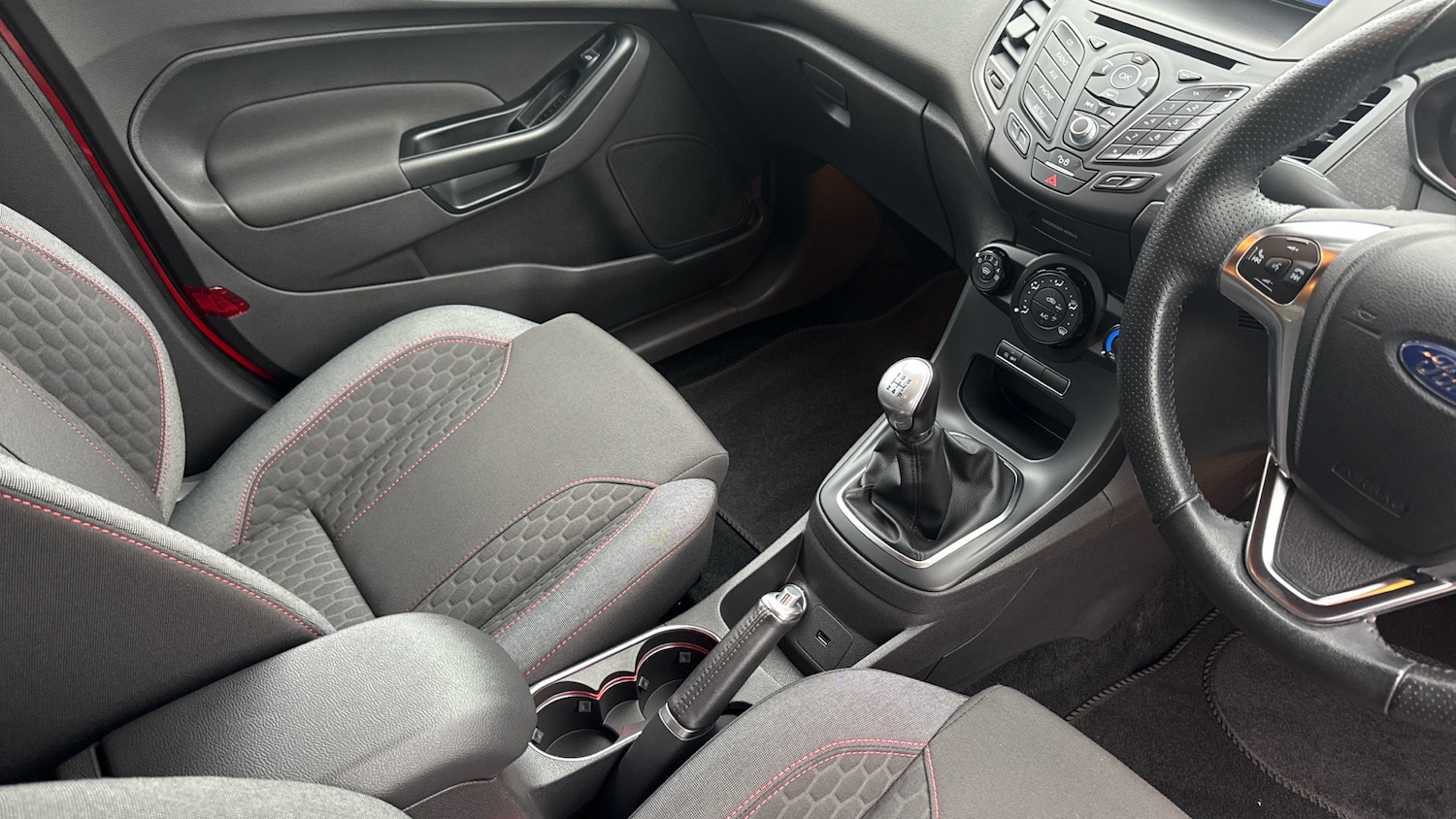 Used Ford Fiesta 2017 for sale - 77930511: Photo 14