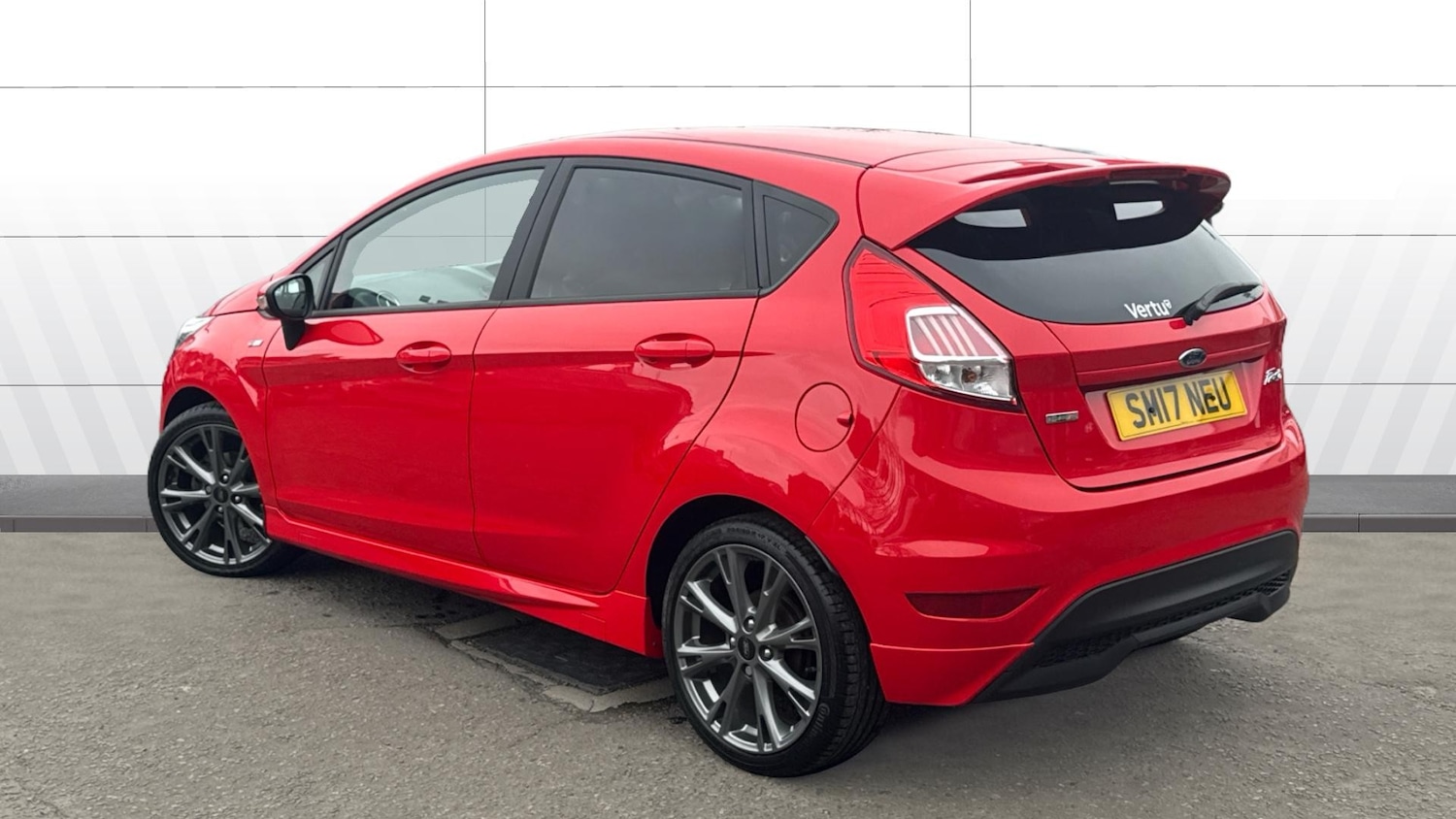 Used Ford Fiesta 2017 for sale - 77930511: Photo 2