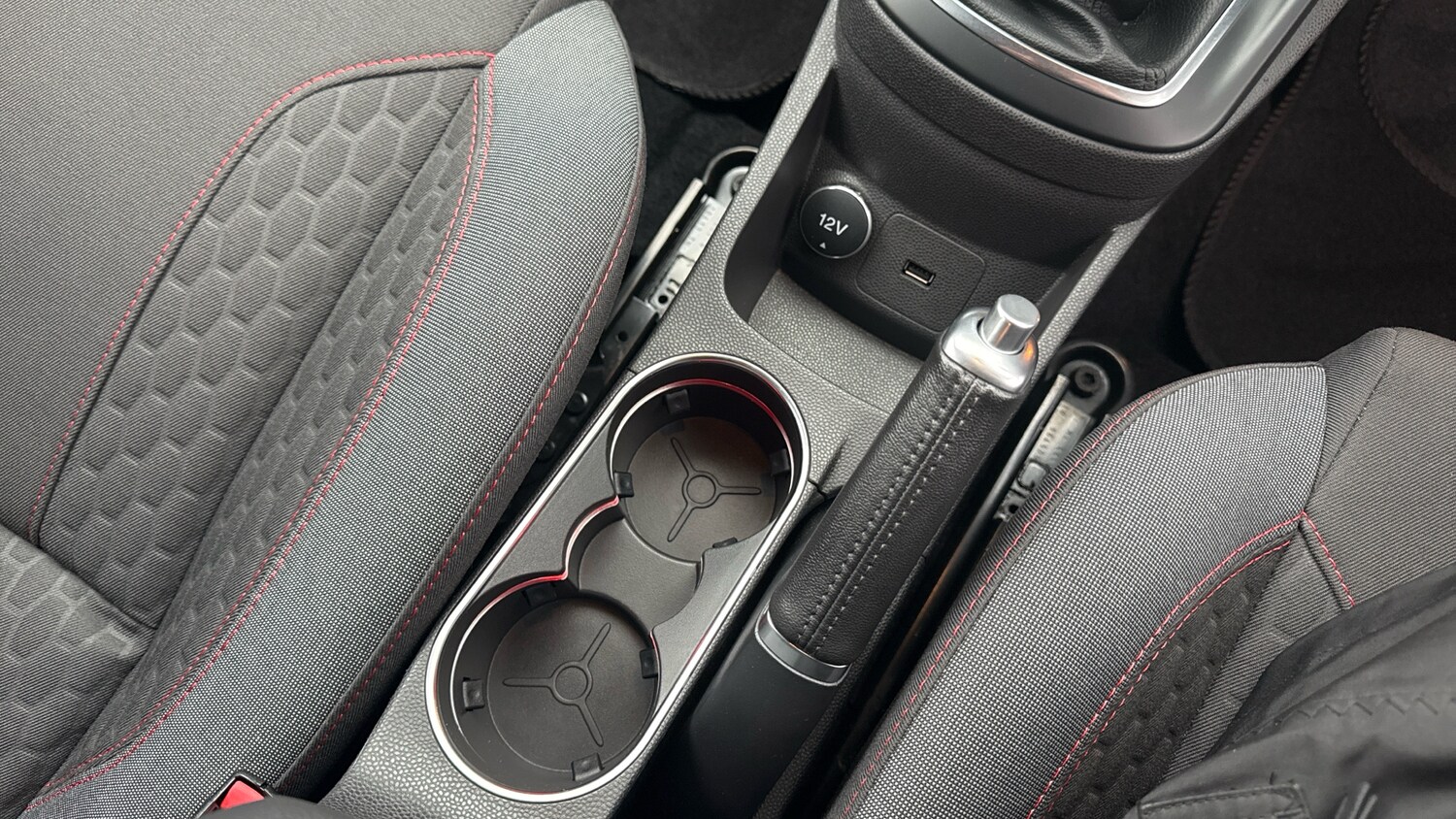 Used Ford Fiesta 2017 for sale - 77930511: Photo 37