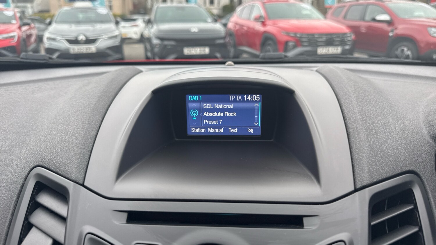 Used Ford Fiesta 2017 for sale - 77930511: Photo 43