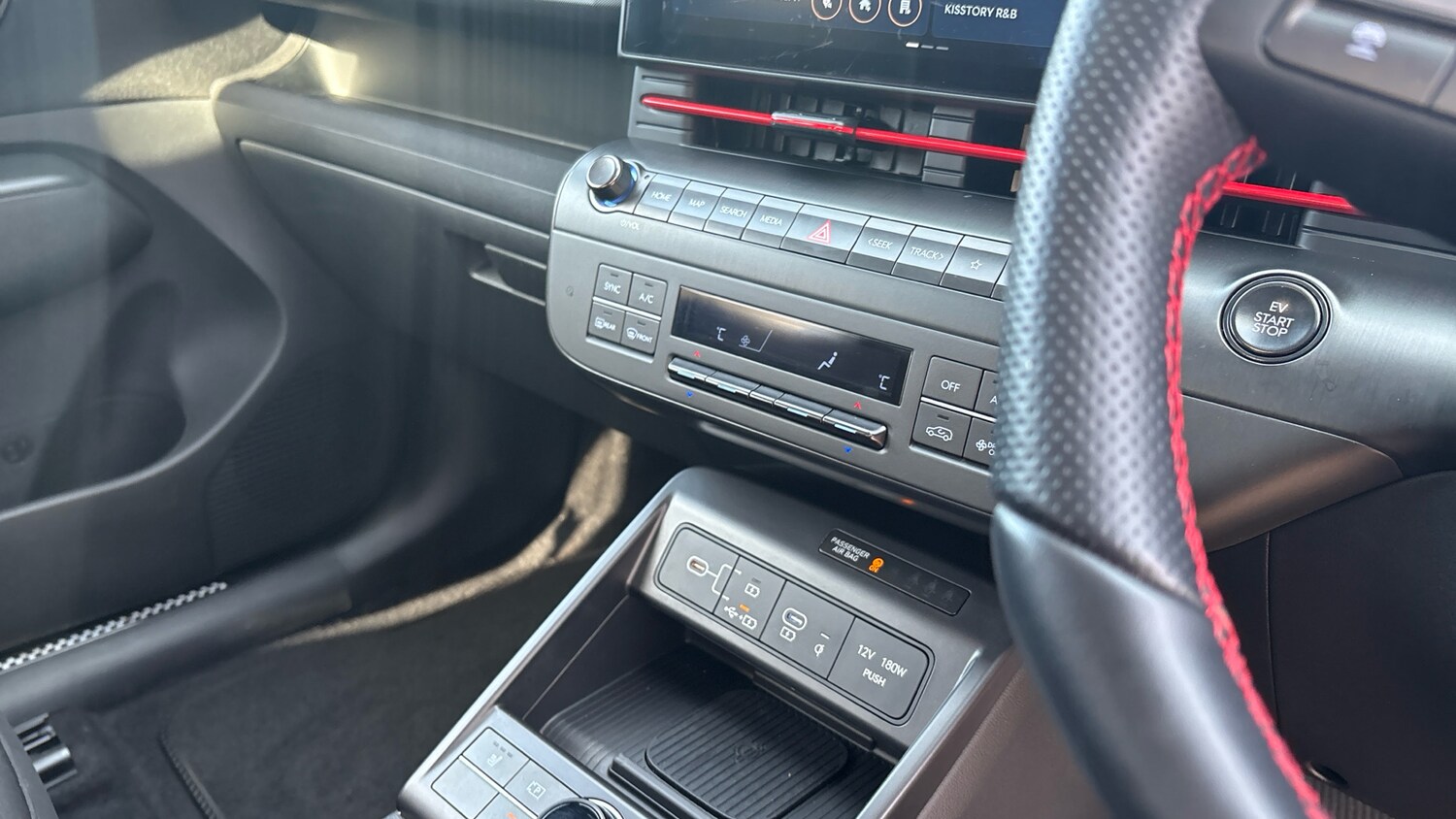 Used Hyundai KONA 2025 for sale - 77937700: Photo 14