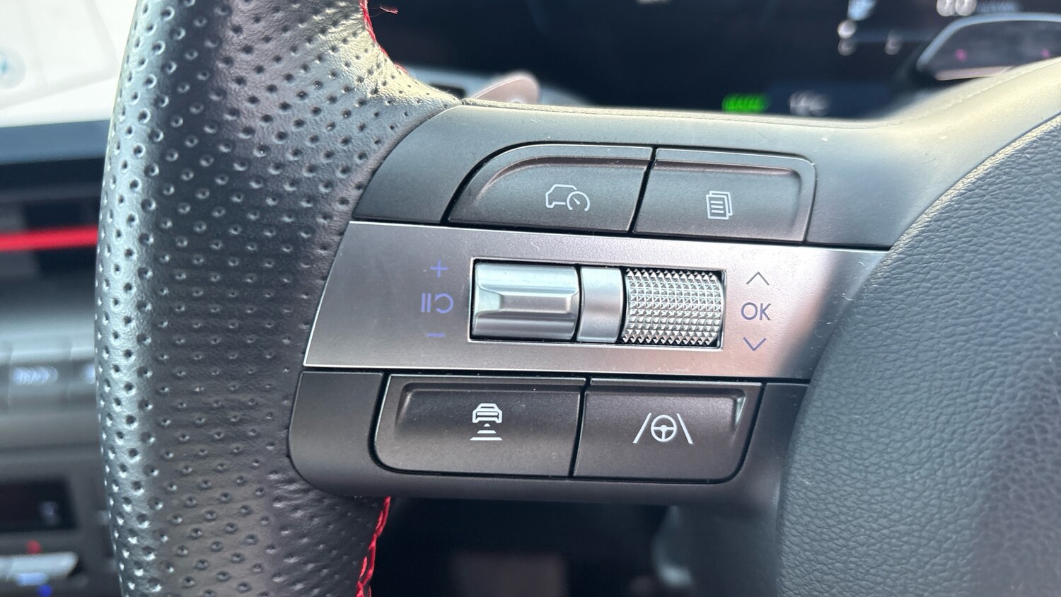 Used Hyundai KONA 2025 for sale - 77937700: Photo 25