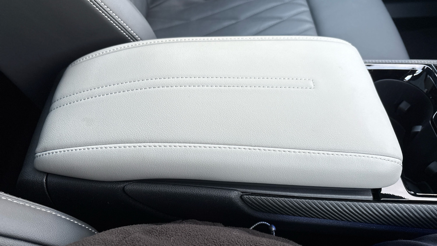 Used Ford Explorer 2025 for sale - 76931101: Photo 45