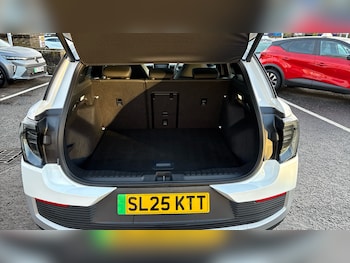 Used Ford Explorer 2025 for sale - 76931101: Photo