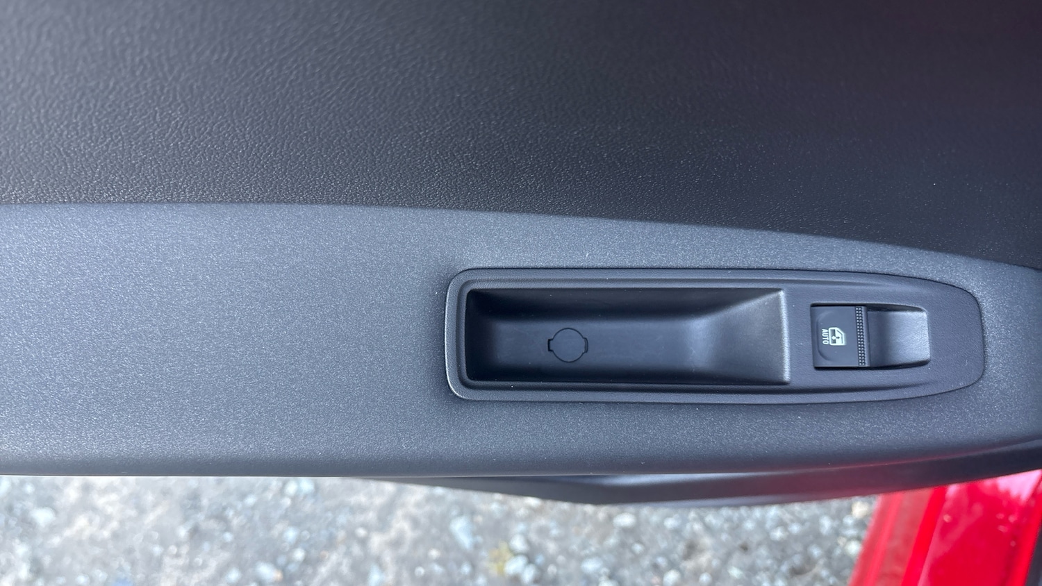 Used Renault Captur 2023 for sale - 76578459: Photo 17