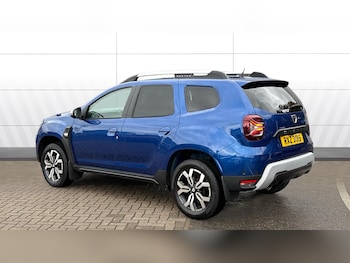 Used Dacia Duster 2022 for sale - 76161800: Photo 2