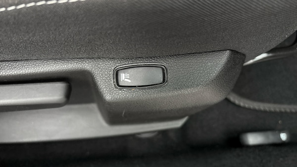 Used Dacia Duster 2022 for sale - 76161800: Photo 36