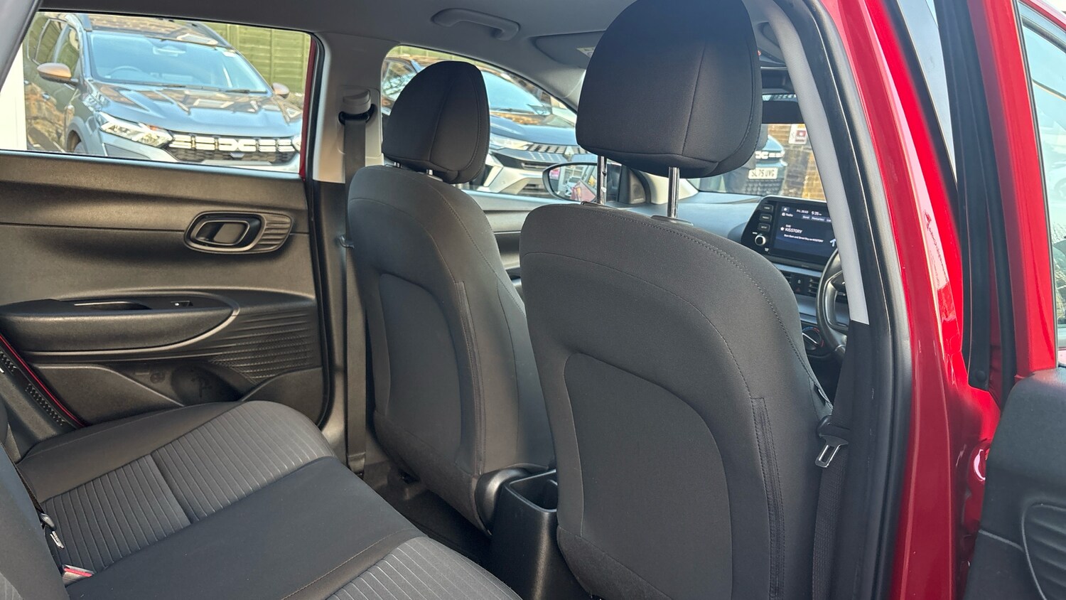 Used Hyundai i20 2022 for sale - 77979845: Photo 35