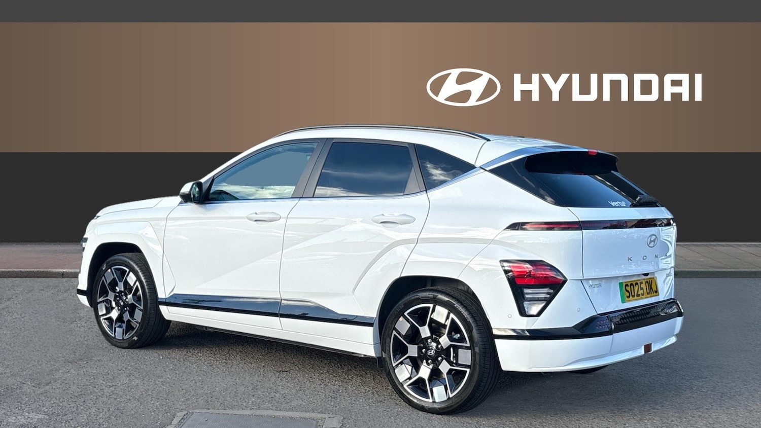 Used Hyundai KONA 2025 for sale - 76531323: Photo 2