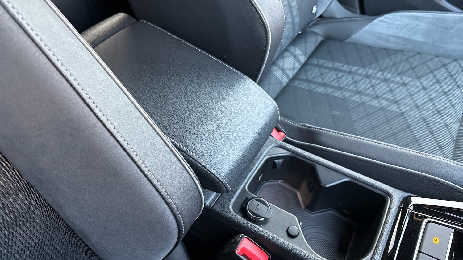 Used Volkswagen Golf 2022 for sale - 76807018: Photo 48