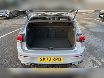Used Volkswagen Golf 2022 for sale - 76807018: Photo