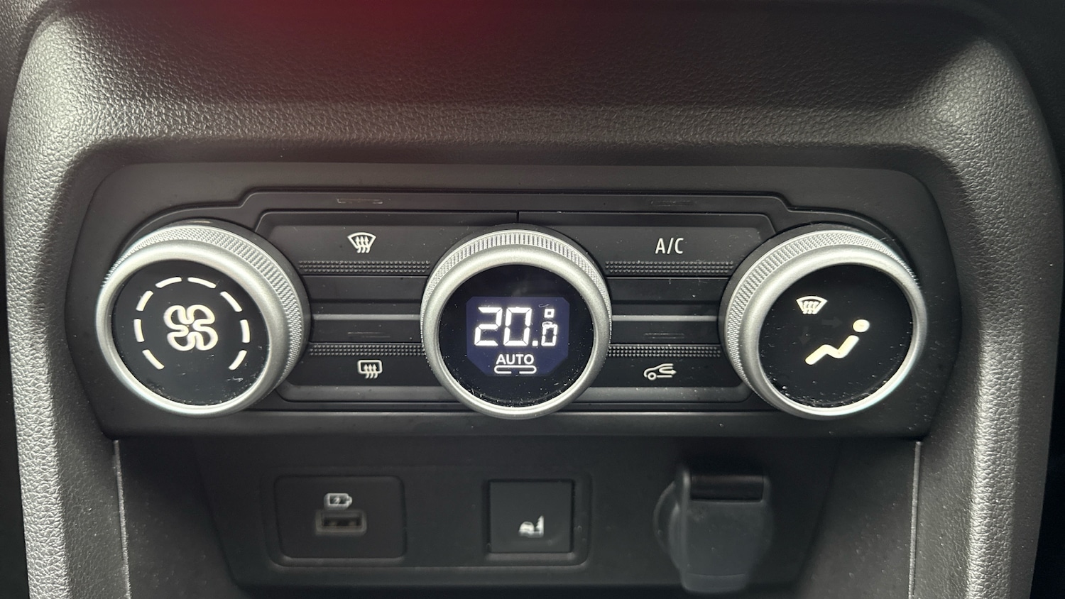 Used Dacia Sandero Stepway 2023 for sale - 77375776: Photo 23