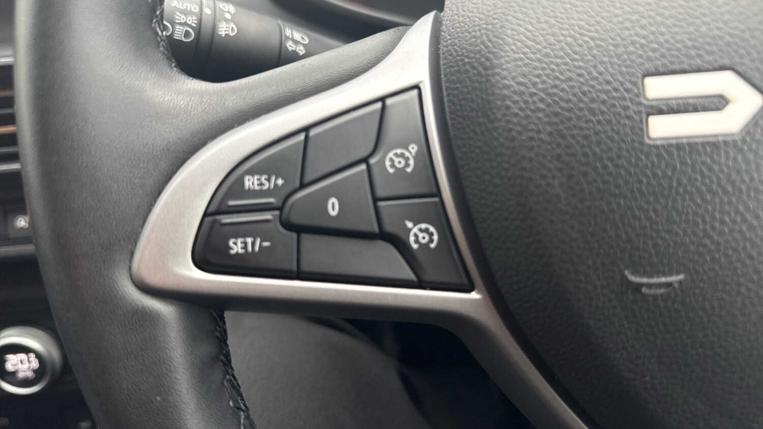 Used Dacia Sandero Stepway 2023 for sale - 77375776: Photo 28