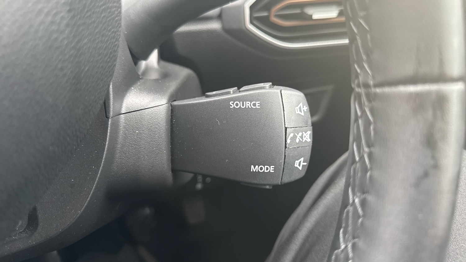 Used Dacia Sandero Stepway 2023 for sale - 77375776: Photo 30