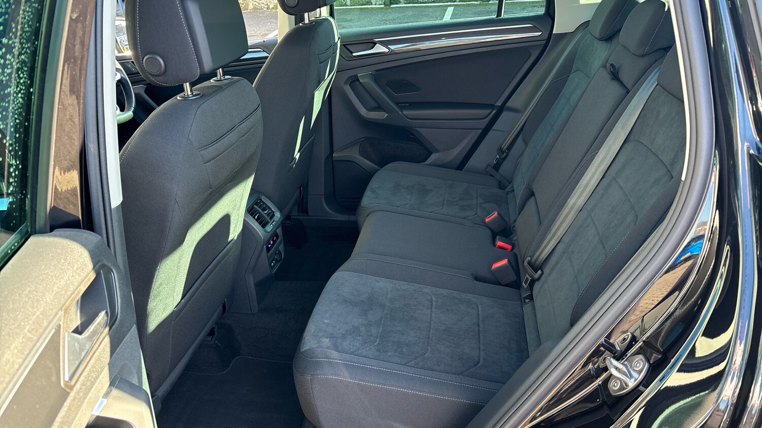 Used Volkswagen Tiguan 2023 for sale - 77845164: Photo 16