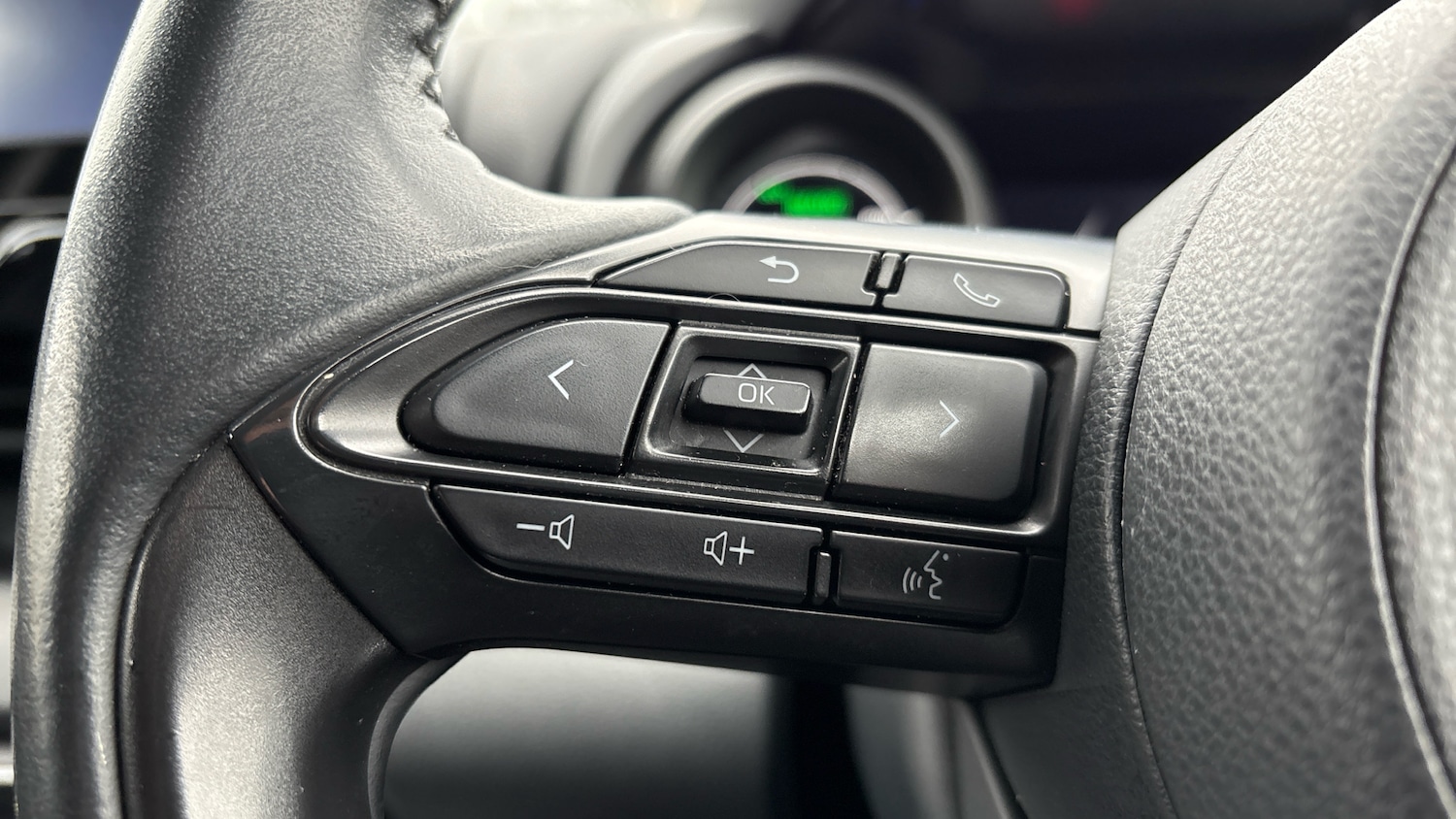 Used Toyota Yaris 2022 for sale - 76490393: Photo 26