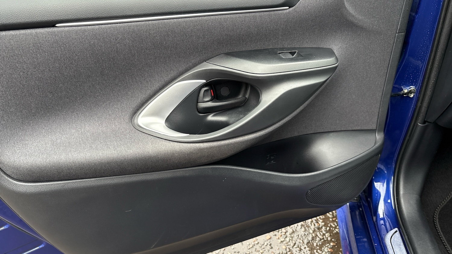 Used Toyota Yaris 2022 for sale - 76490393: Photo 46