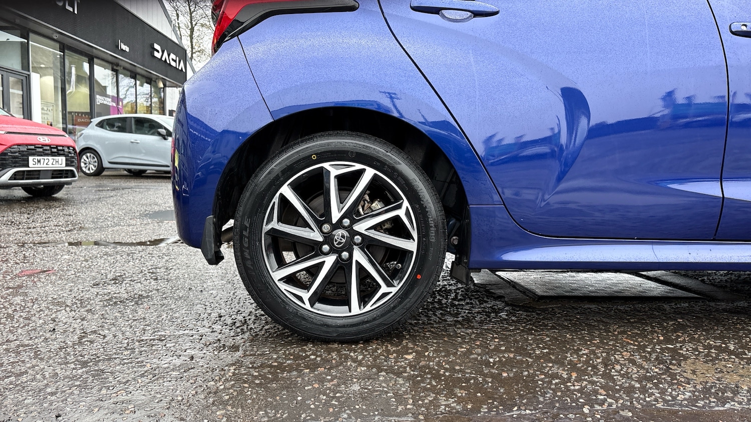 Used Toyota Yaris 2022 for sale - 76490393: Photo 7