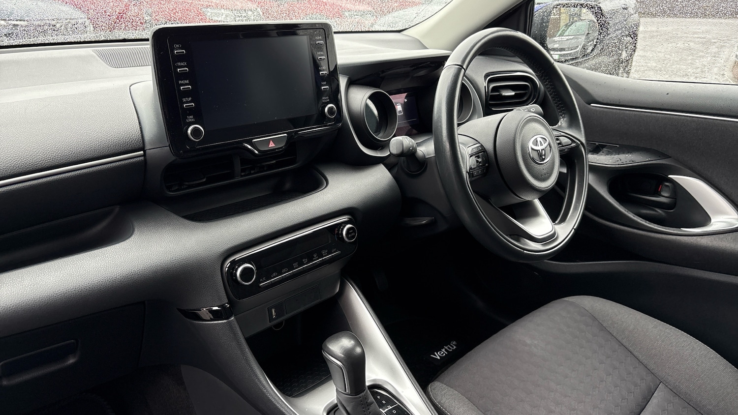 Used Toyota Yaris 2022 for sale - 76490393: Photo 9