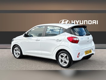 Used Hyundai i10 2022 for sale - 75894452: Photo