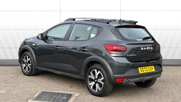 Used Dacia Sandero Stepway 2023 for sale - 76316334: Photo 2