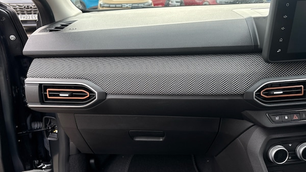 Used Dacia Sandero Stepway 2023 for sale - 76316334: Photo 30