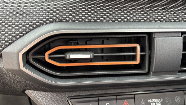 Used Dacia Sandero Stepway 2023 for sale - 76316334: Photo 41