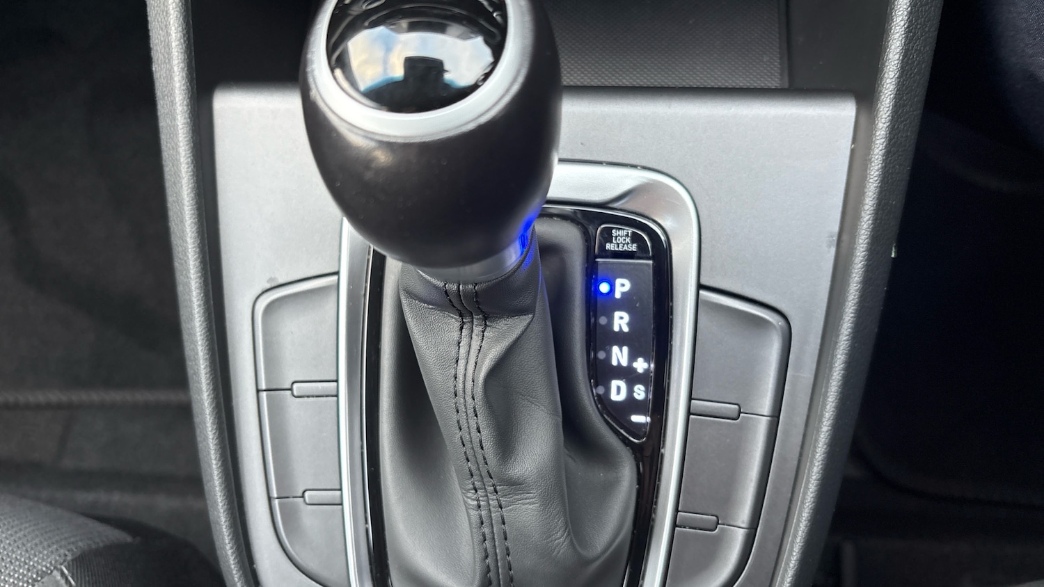 Used Hyundai KONA 2022 for sale - 77046134: Photo 35