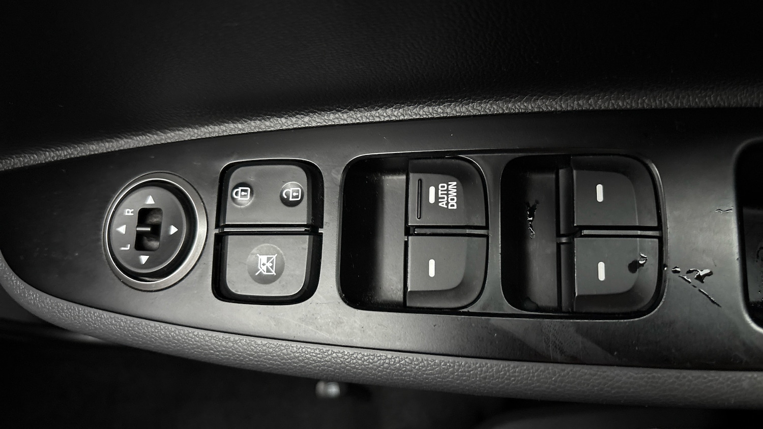 Used Hyundai i10 2019 for sale - 76974153: Photo 21