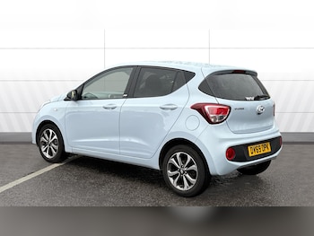 Used Hyundai i10 2019 for sale - 76974153: Photo