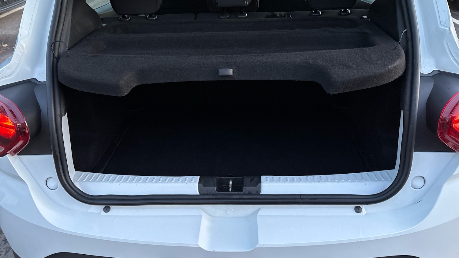 Used Dacia Sandero Stepway 2021 for sale - 76588233: Photo 44